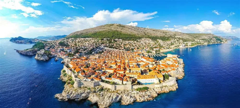 Hradby Dubrovníka nad morom